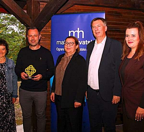 MARIN BUOVAC OSVOJIO PRVO MJESTO NA PRESTIŽNOM KNJIŽEVNOM NATJEČAJU „VINUM ET POETA“ U POŽEGI