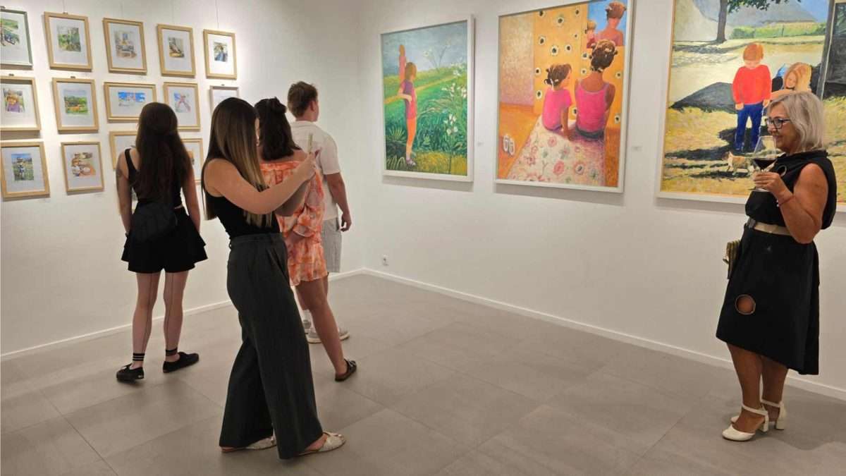 slike i crteži ivane barišić tomšić u gradskoj galeriji crikvenica (32)