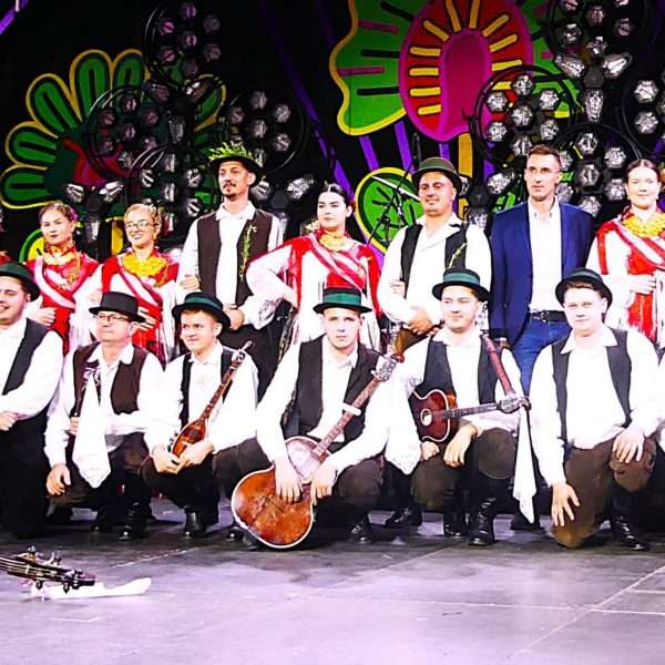 Cetinski i Shorty Pretvorili Vinkovce u Noć Bez Kočnica: Spektakularan Kraj 61. Vinkovačkih Jeseni