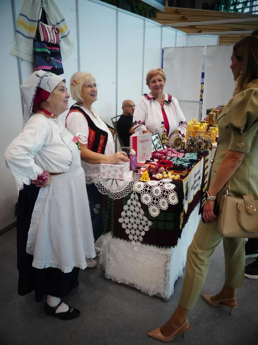 tradicionalni jesenski sajam u osijeku otvorio svoja vrata (3)