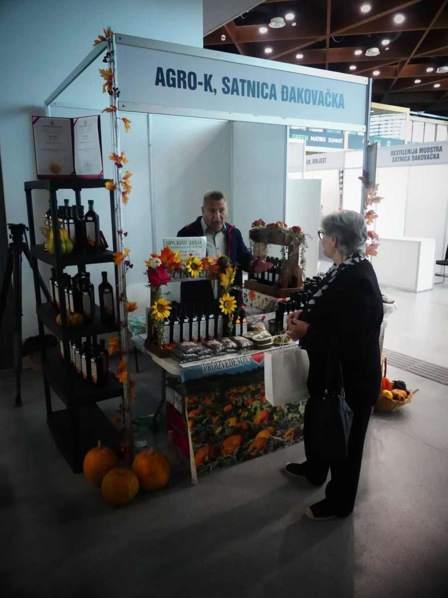 tradicionalni jesenski sajam u osijeku otvorio svoja vrata (9)