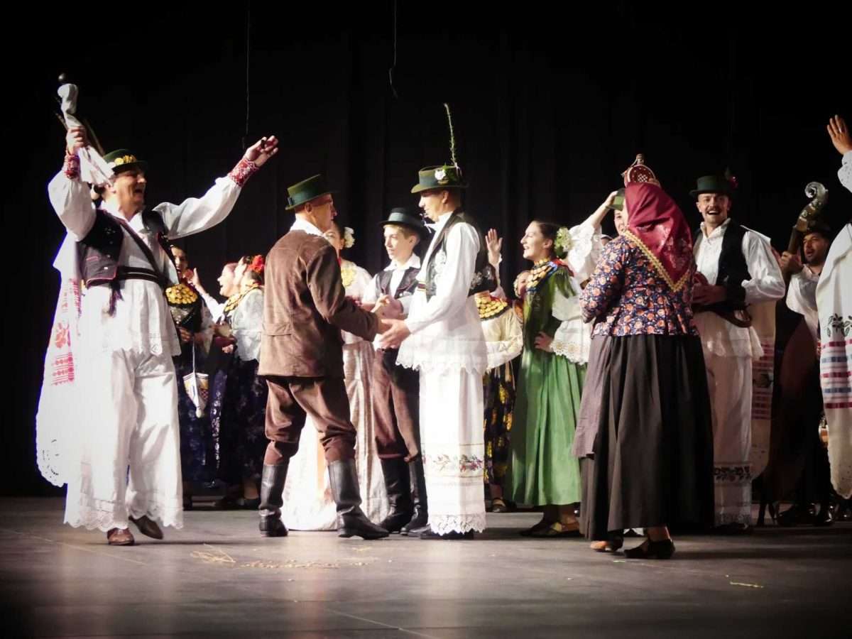 vinkovci u ritmu jeseni tradicija, tambure i večer koju je otvorio jakov jozinović (6)